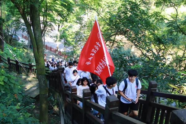 余额不可用 怎么样才可以帮我弄解封？